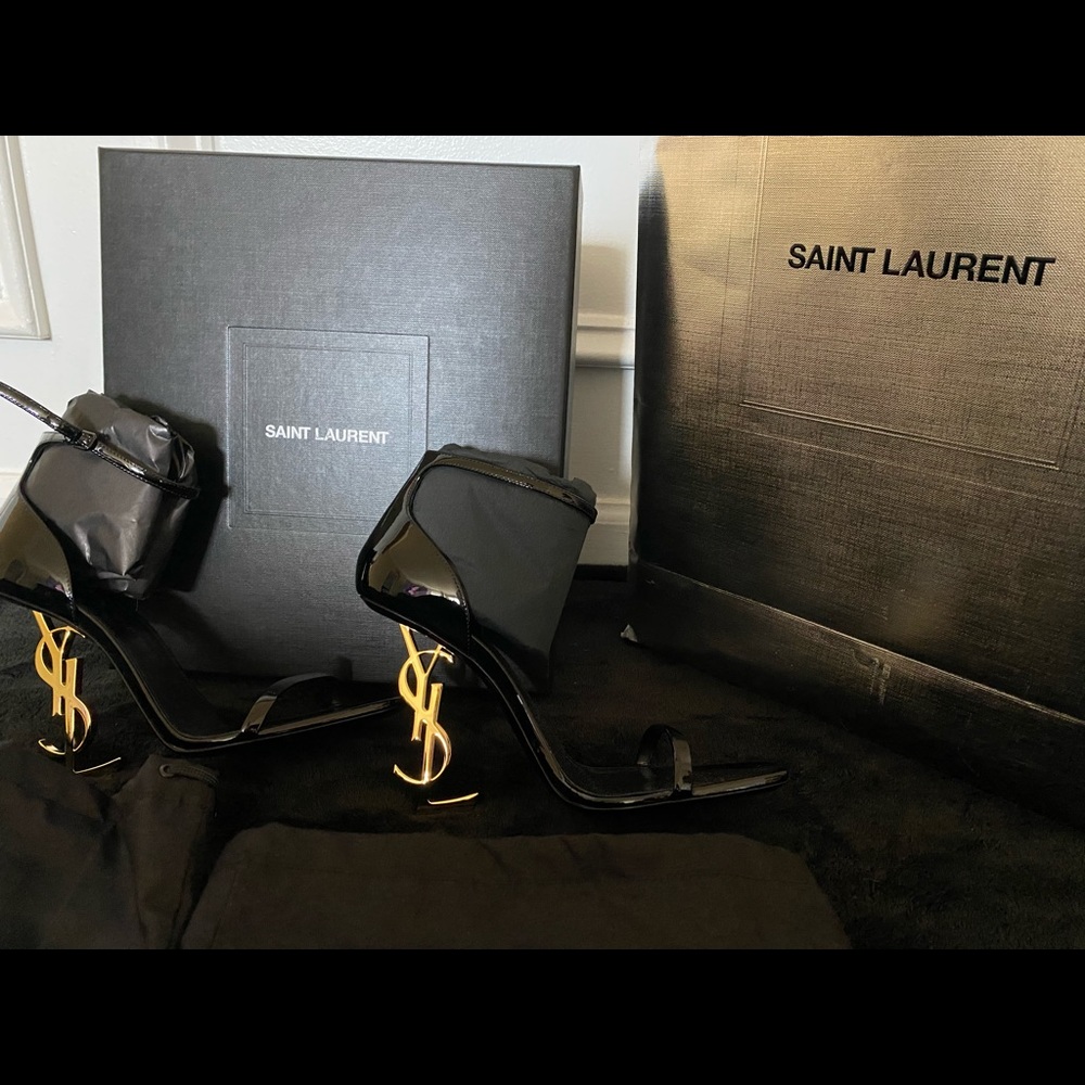 YSL Black and Gold Heels. NEVER WORN that comes with bag and box - Picture 3 of 5